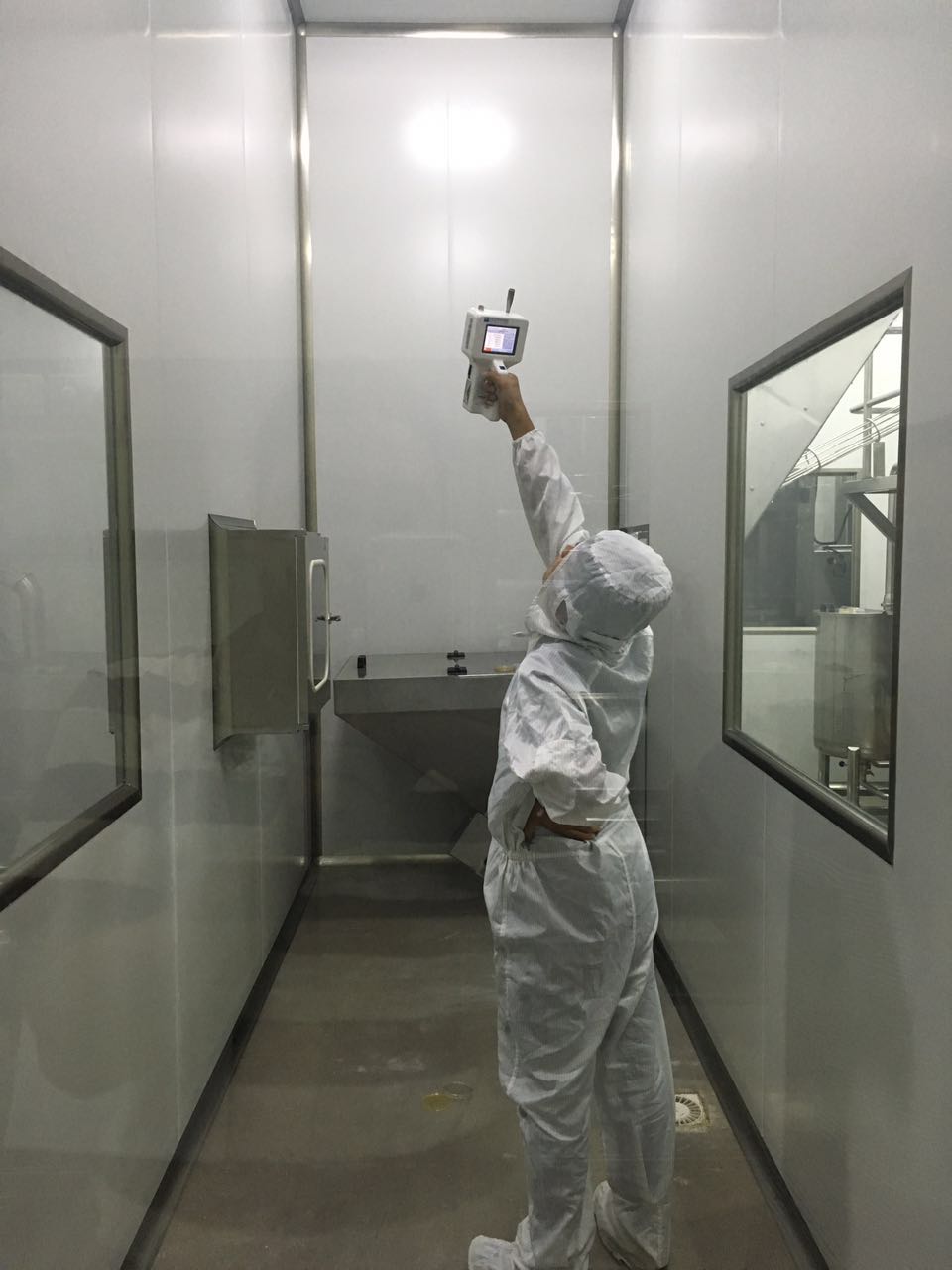 萬(wàn)級(jí)凈化車間溫、濕度檢測(cè) 萬(wàn)級(jí)凈化車間溫、濕度檢測(cè)